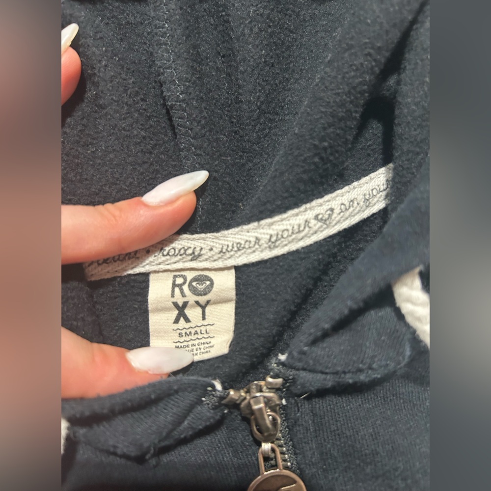 Women’s Y2K vintage Roxy hoodie - Picture 4 of 5